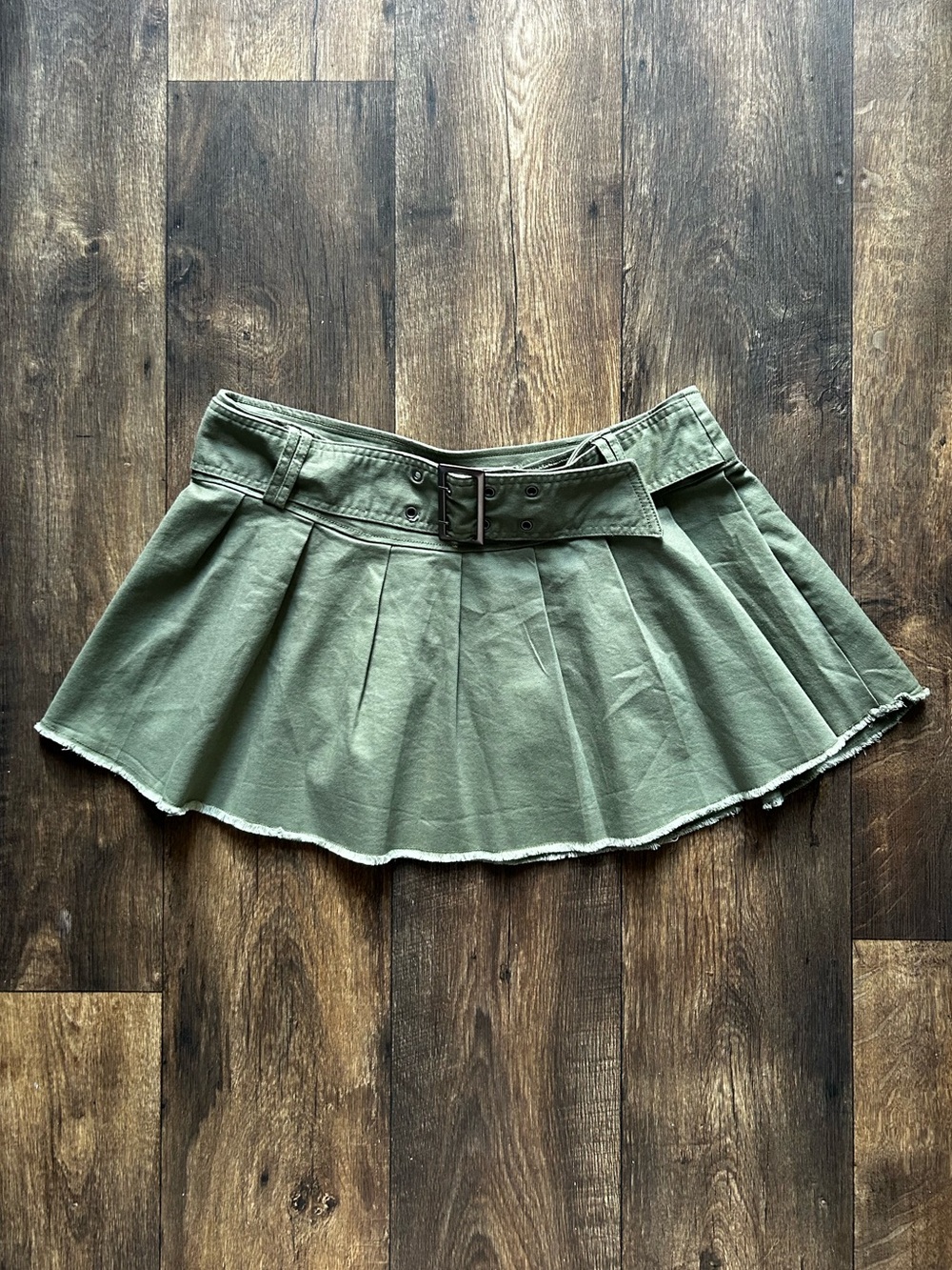 Military Buckle Pleated Mini Skirt